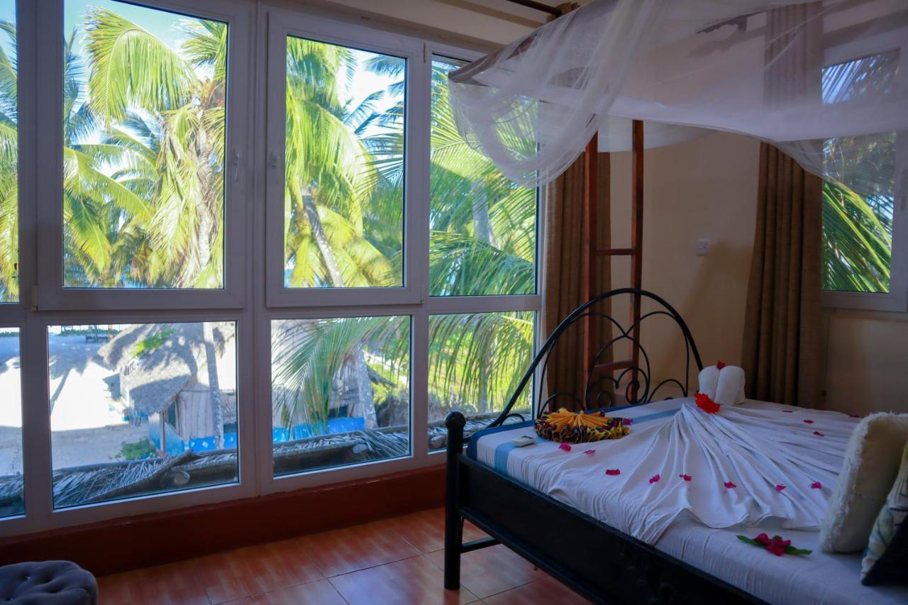 Bwejuu Beach Palm Villa Esterno foto