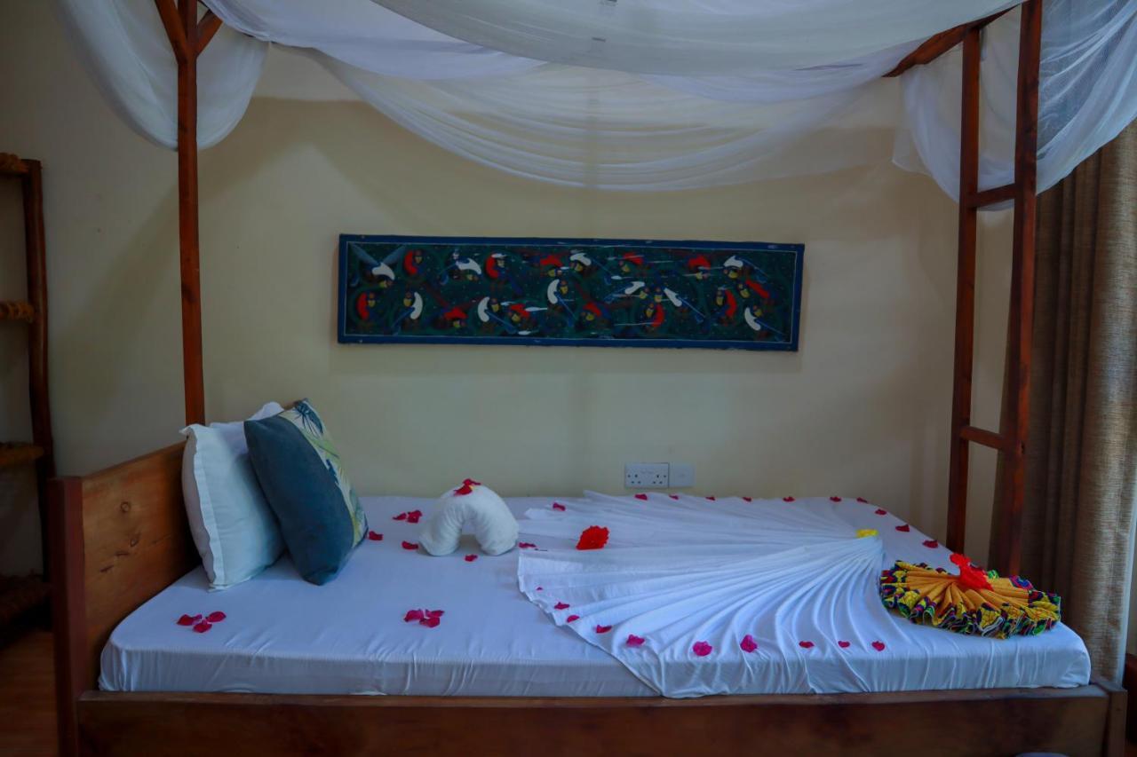 Bwejuu Beach Palm Villa Esterno foto